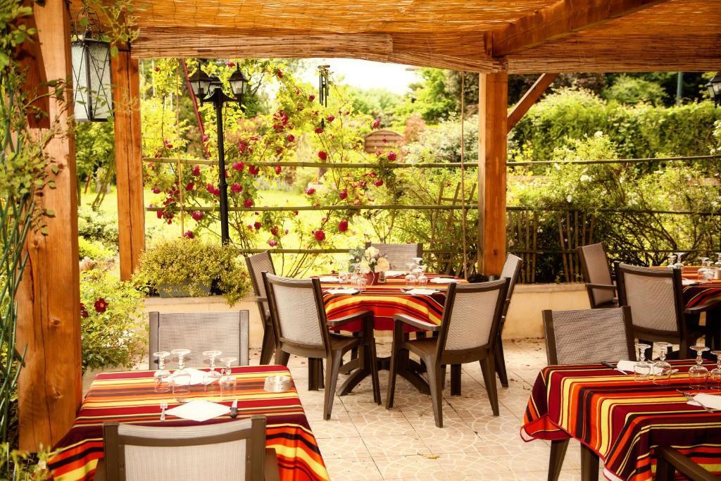 Hotel Au Feu De Bois Amou Esterno foto